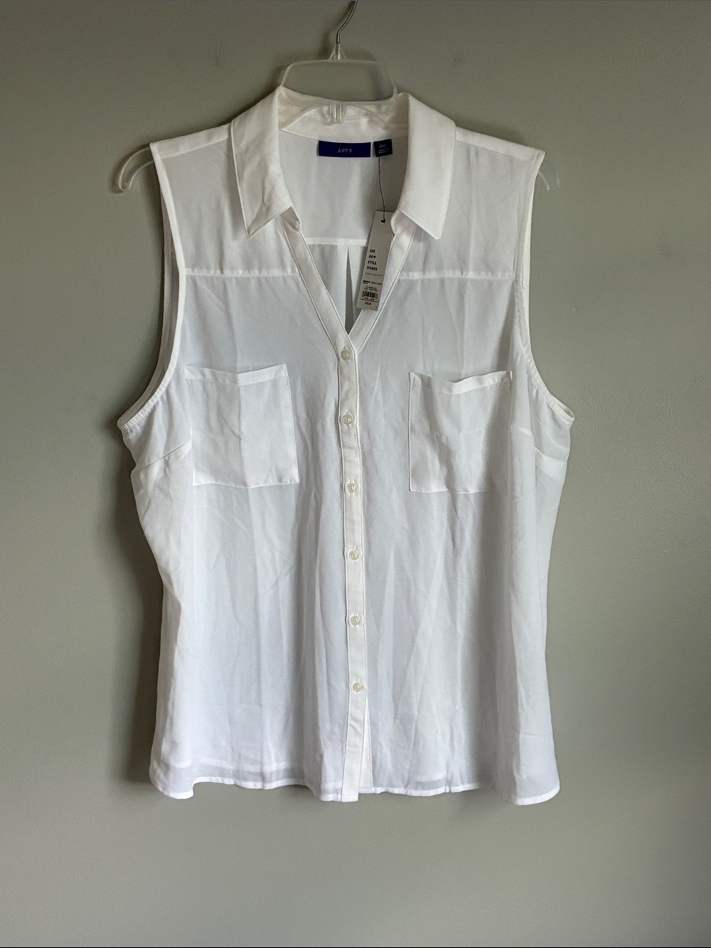 Apt. 9 White Sleeveless Button-Front Shirt with Chest Pockets